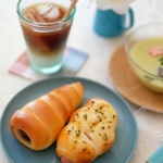 くるくる成形が楽しい。酒種酵母パン「チョココロネ＆ウィンナーロール」【レッスンレポート】2025.8
